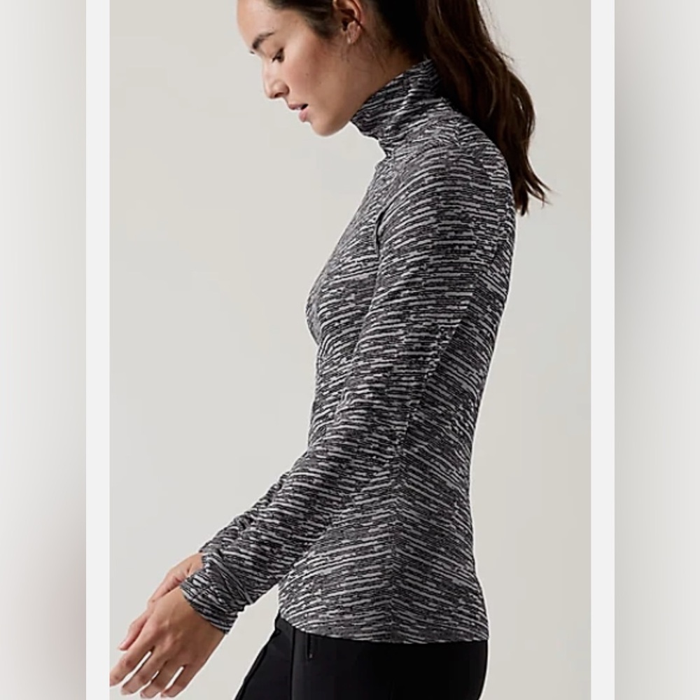 Athleta Flurry Blizzard Seamless Turtleneck